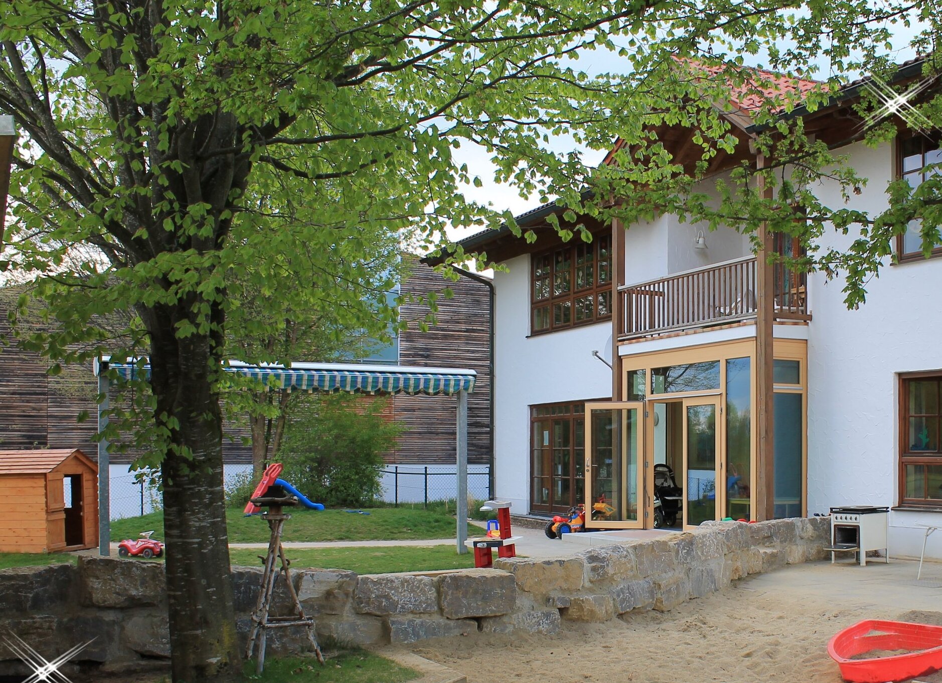 Außenansicht der Kindertagesstätte.